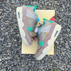 Taupe Haze Union 4s